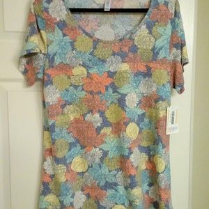 Lularoe Classic Tee XL New with tag!